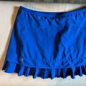 Lululemon Skirt with shorts
